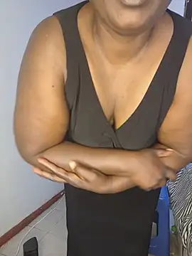 QueenOfAss11 live sex cam