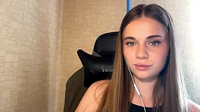 Miss_Blessnyth live cam on StripChat