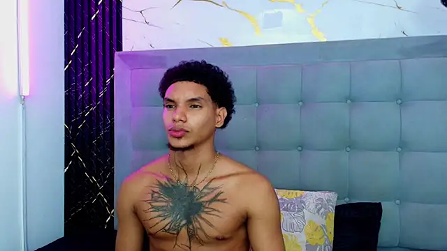 kai_storm77 webcam