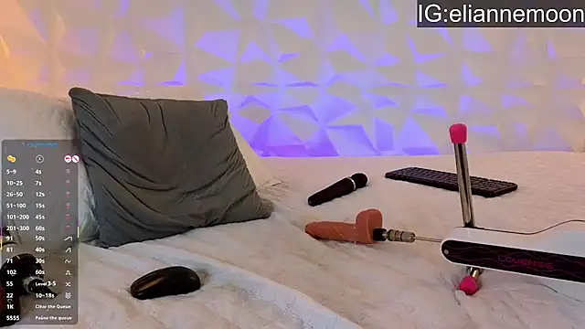 Elianmoon live cam on StripChat