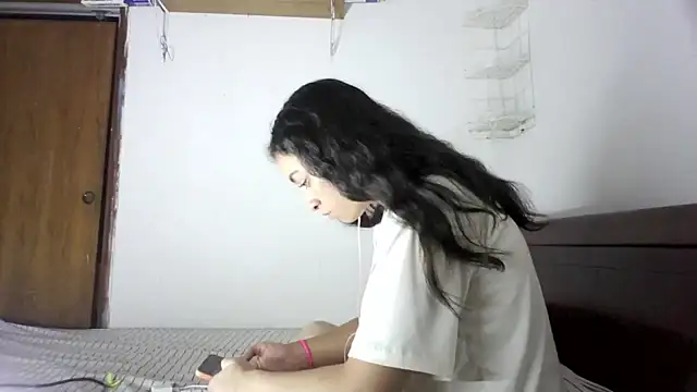 KiraVelveet