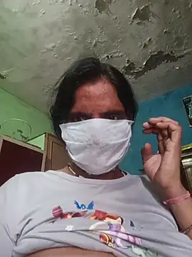 AadikiAunty webcam