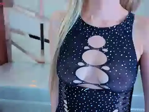 bella_kiss_a