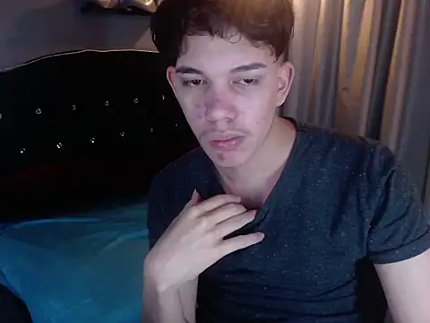 haku_nayro webcam