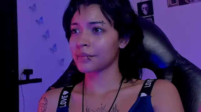 Anny_Kiitty webcam