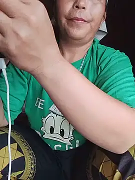 tran-trang live cam preview