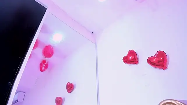 MICHELL_ROBERTSS885 webcam