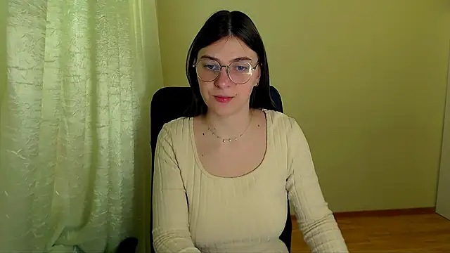 Luna_Lush_