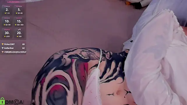 blue__goth (F teen) - red ass