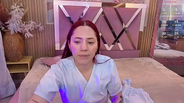 ANNE_TAY1
