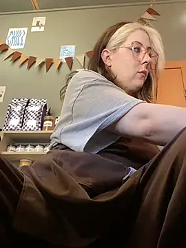 cinnabon_ webcam