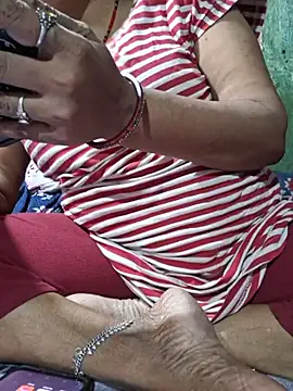 SONIYABHABHI90 webcam