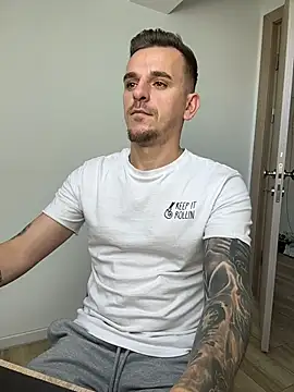 huge_cock22cm's live room