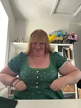 Curvy-GingeXX