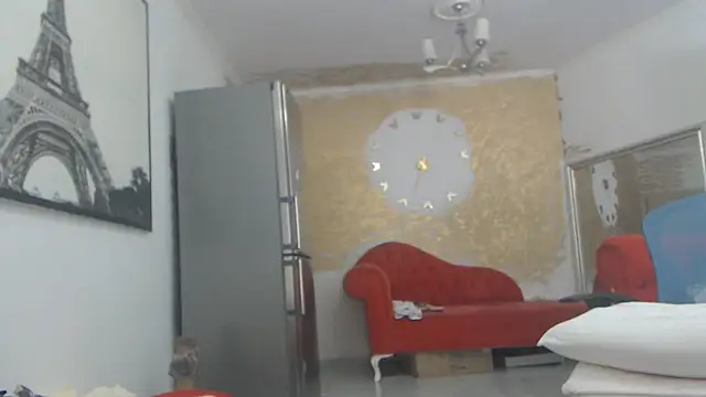 AnnaBellaLuckyXOXO webcam