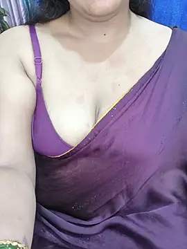 Curvy_Nayara webcam