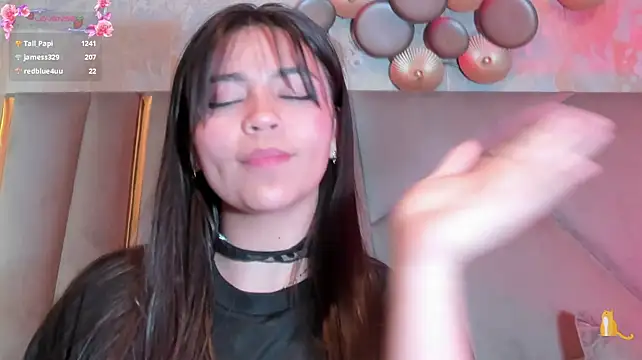 KimDevinne webcam