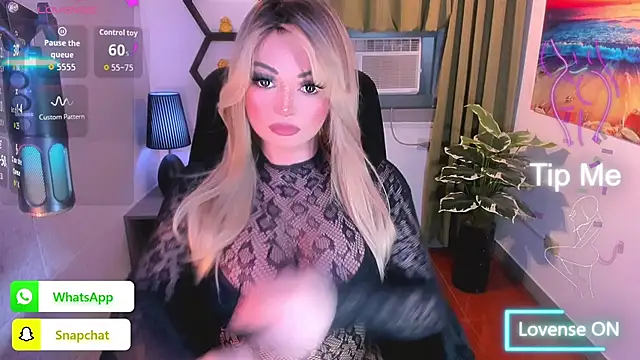 Model: SexyKaoriHugeDick