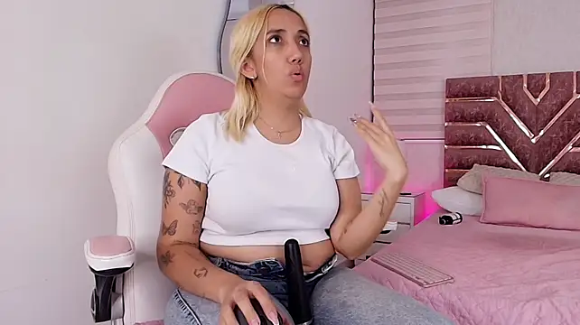 Amanda_klaire webcam