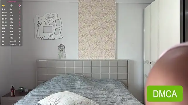 JuliaPierce webcam