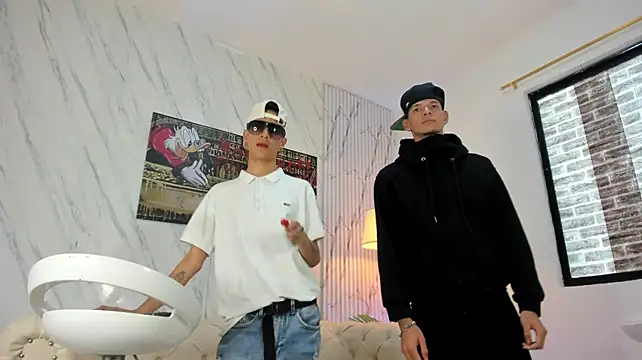 COOL_BOYS2