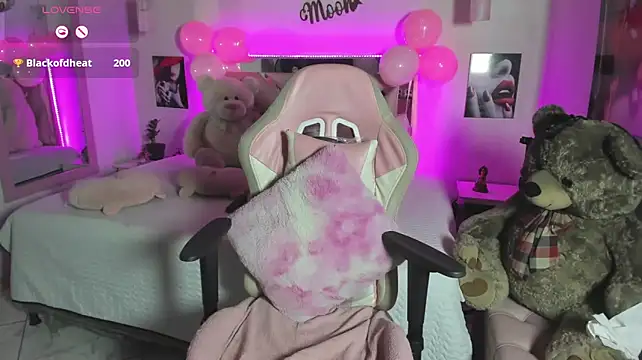 Karly_moon