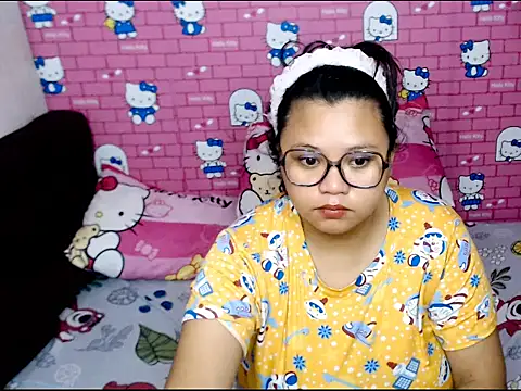 Asianwow1993 live cam on StripChat