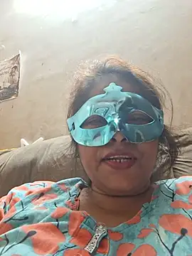 SIMIHOT live cam on StripChat