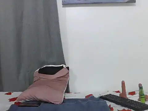 baby_kolly live cam on StripChat