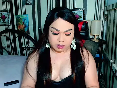 Ur-Mistress-Rhegz