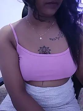 ApzzY__ webcam