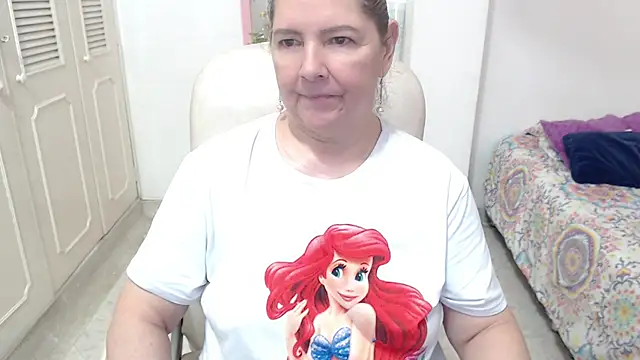 leonela_69 webcam