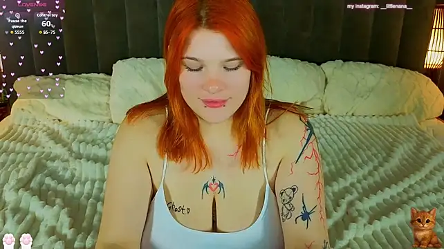 Clumsy_Nana webcam