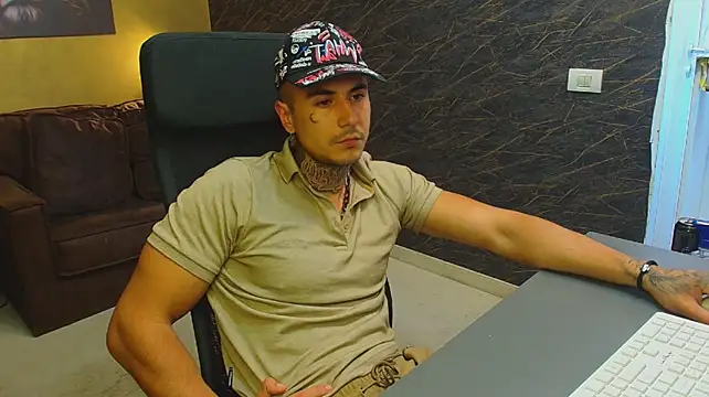 RomeoBodhi webcam