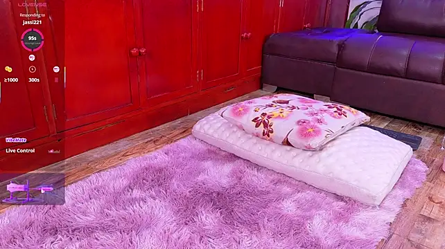 lara_giraldo webcam