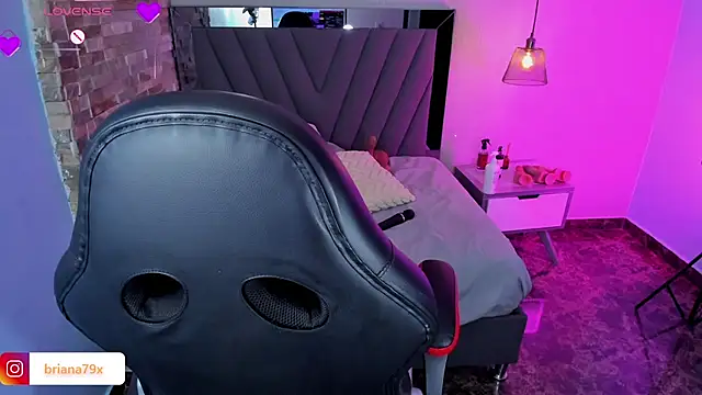 BRIANA_Z webcam