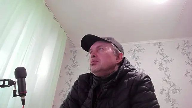 SanFrantsisko live cam on StripChat