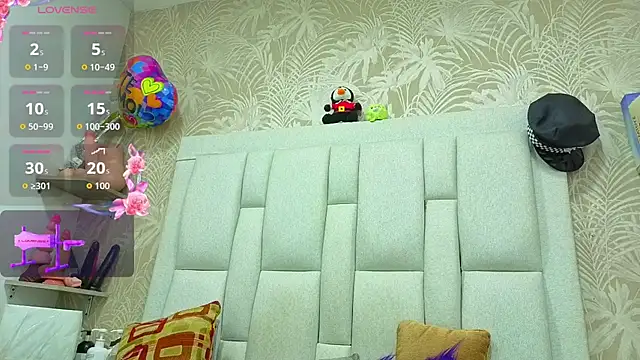 dafnnelewis webcam