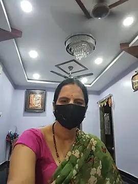lucky_baby26 (F milf) - Be nude