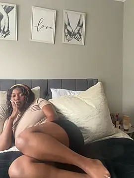 Miss_LaToYa webcam