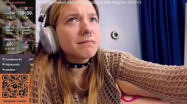 lauralowe (F young) - random pvt recording to last tipper