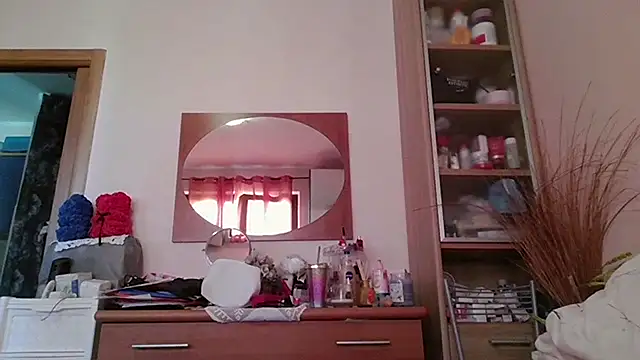 Chloebellami webcam