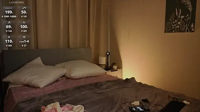 Krisss_Kiss54 webcam