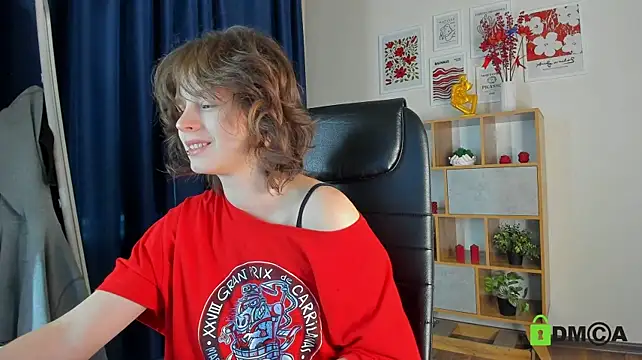 Alina_Mills