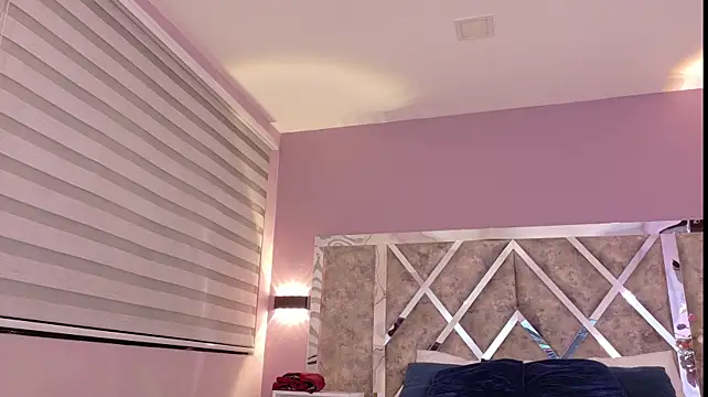 GiselOrtiz live cam on StripChat