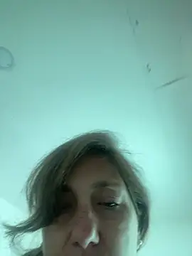 lulupiecitosamor live cam on StripChat