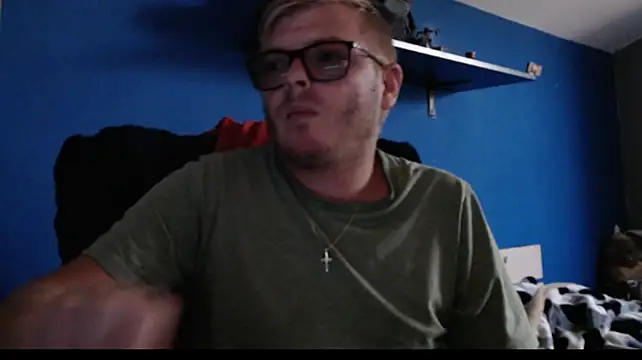 blondeboy92 (M young) - i wanna cum in your mouth