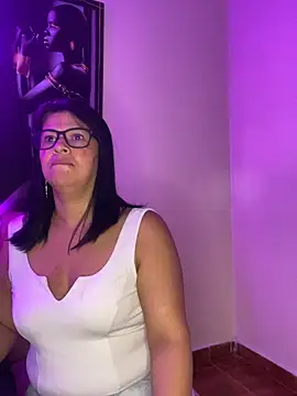 selin-mehott10 live cam on StripChat