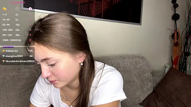 LoraDavi live cam on StripChat