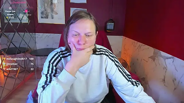 KellyPerfection webcam